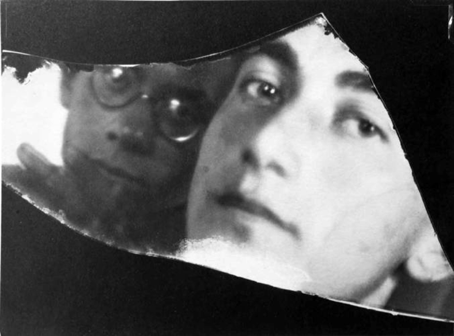 The Broken Window (broken mirror), Germany